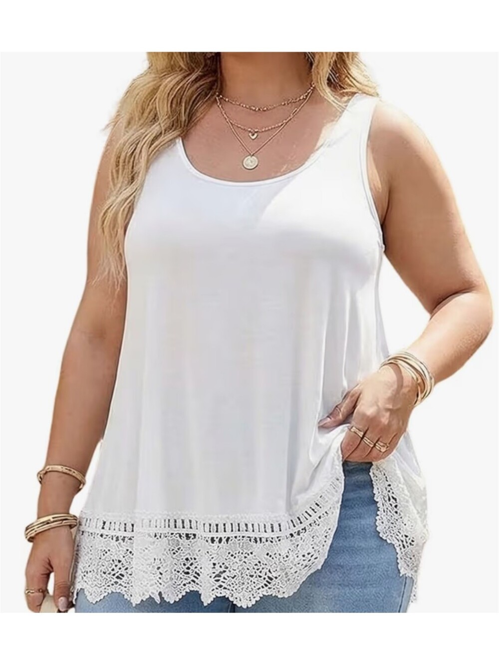 Woman's Plus Size Off White Lace Hem Tank Top